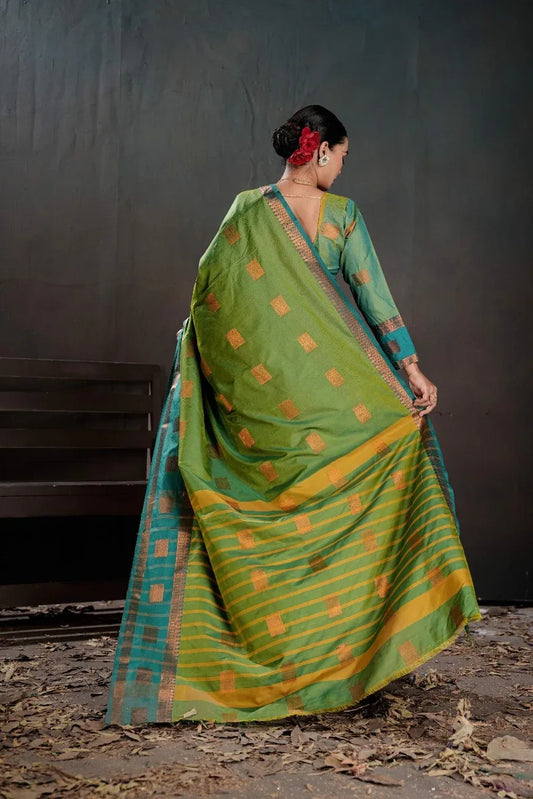 Soft Silk Chitt Pallue With Contrast Blouse Weaving Saree - EZBER