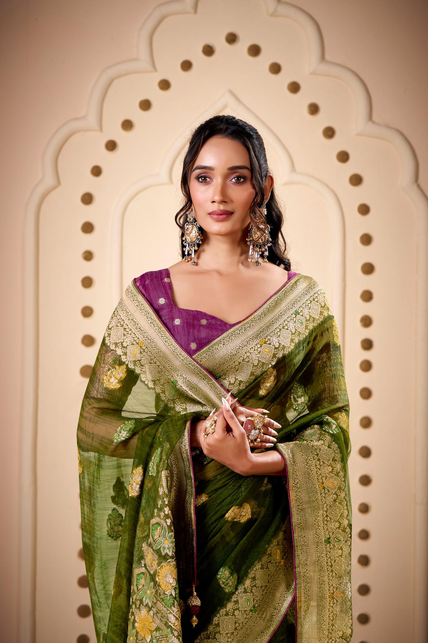 Jimmy Chu Woven Design Butta Work Weaving Handloom Saree With Blouse Piece