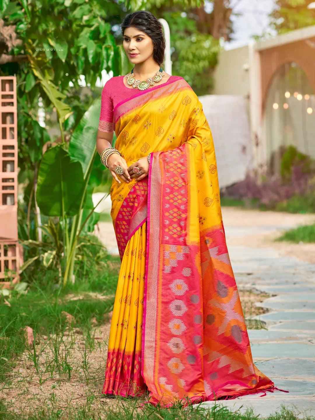 Yellow Silk Brocade Saree | EZB SI04 ASPOC6005