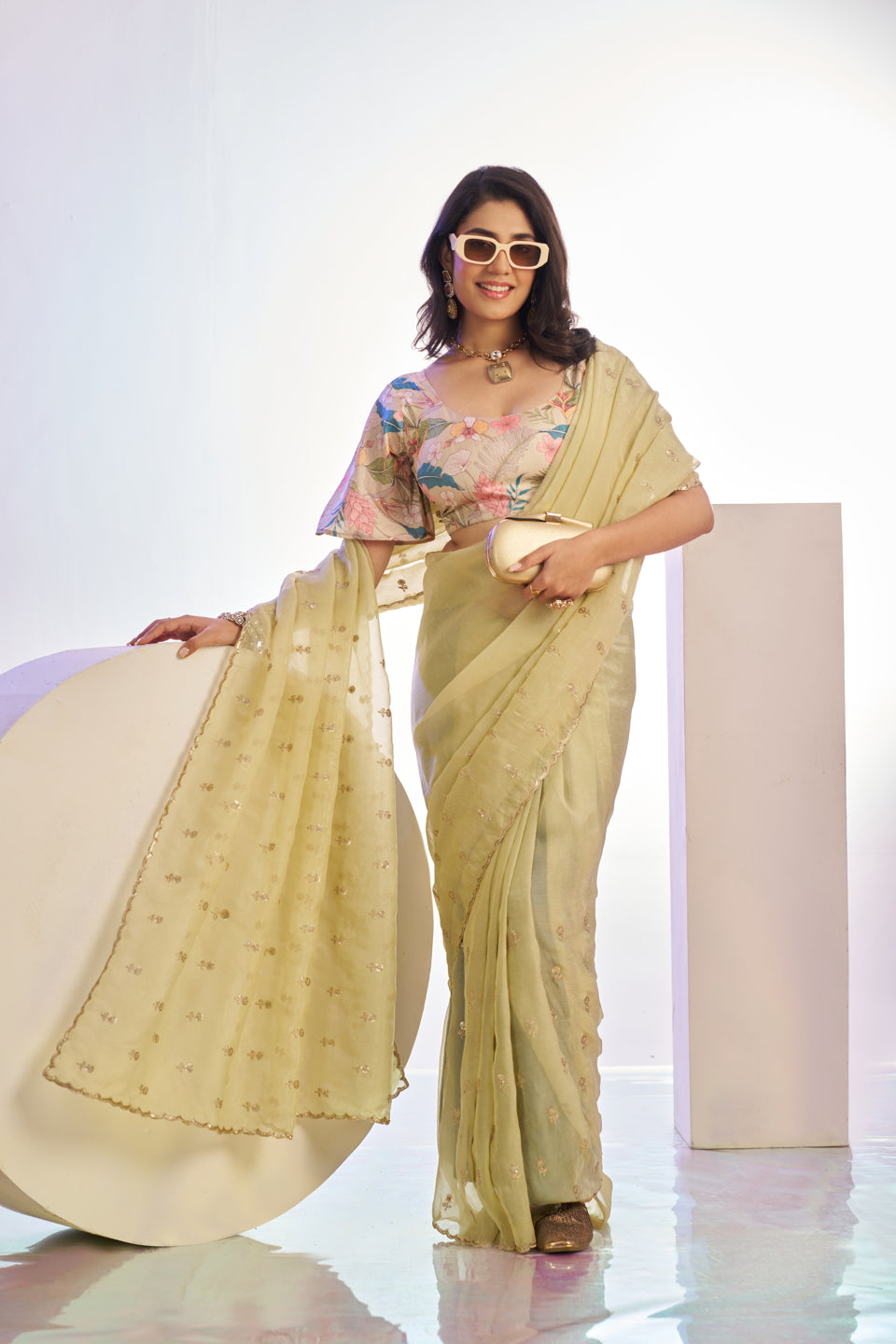 Crunchi Embroidered Work Saree With Printed Blouse Piece