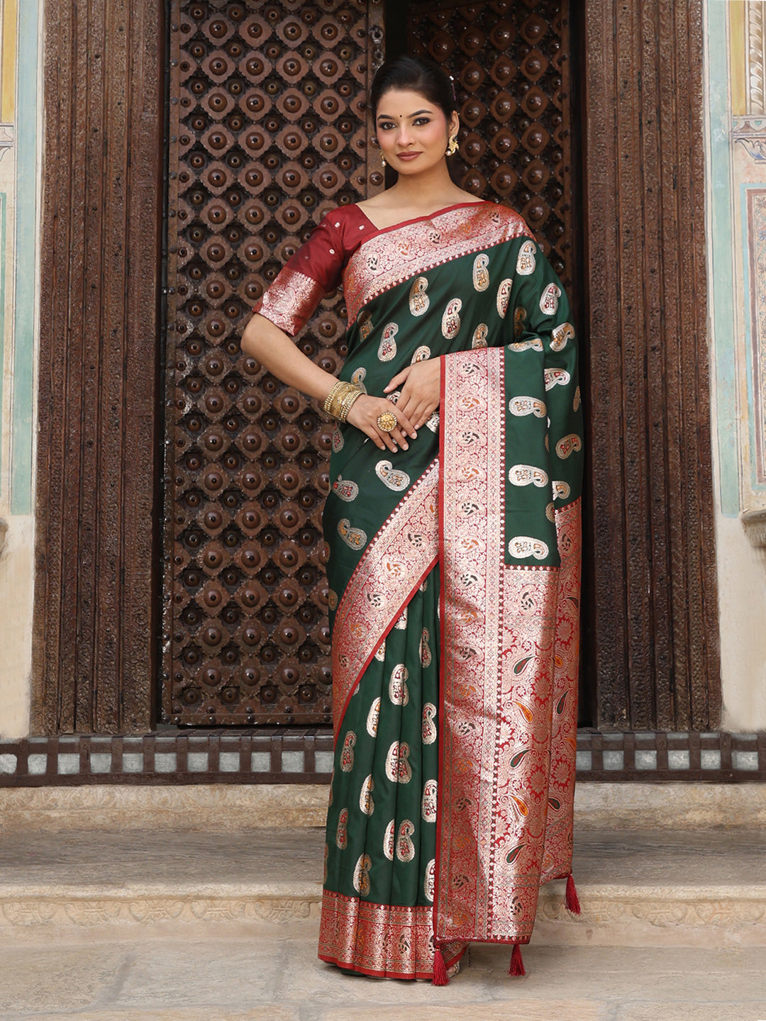 Green Silk Saree with Blouse Piece | EZBER