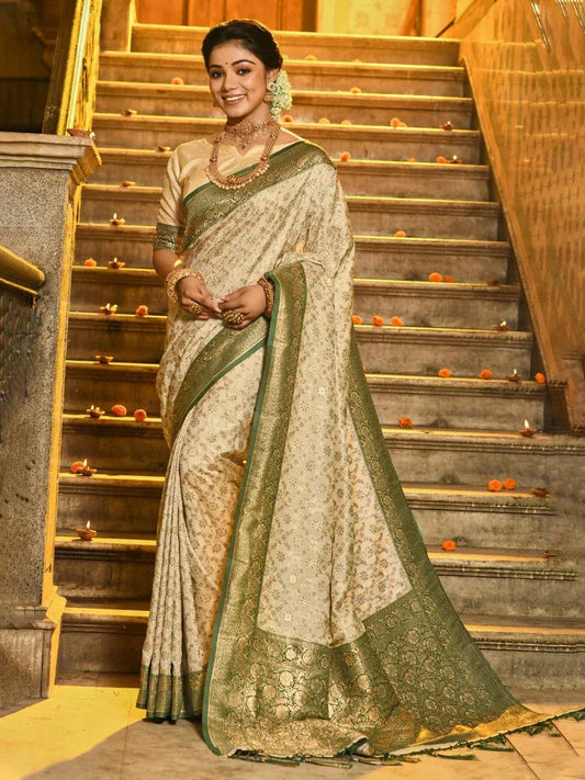 Dark Green Banarasi silk Saree with Blouse Piece | EZBER