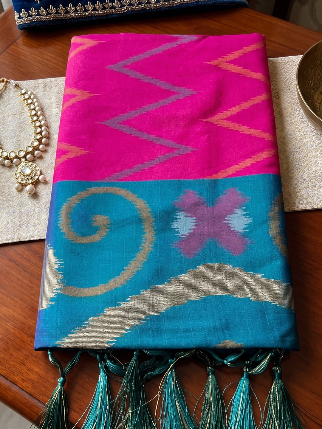 Pink & Teal Soft Silk Ikat Saree | EZB SI04 SUIDR1004