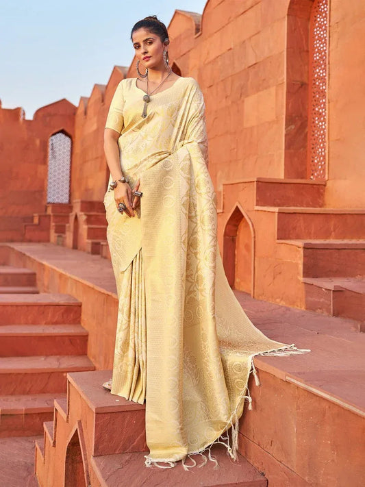 White silk Saree with Blouse Piece | EZBER