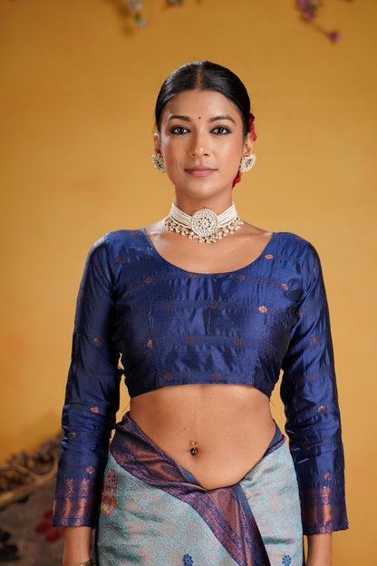 Kanjeevaram Silk Rich Pallue With Contrast Blouse Weaving Silk Saree