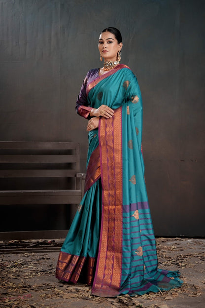 Soft Silk Chitt Pallue With Contrast Blouse Weaving Saree