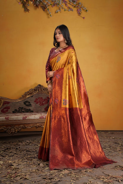 Kanjeevaram Silk Rich Pallue With Contrast Blouse Weaving Silk Saree