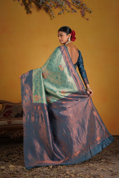 Kanjeevaram Silk Rich Pallue With Contrast Blouse Weaving Silk Saree