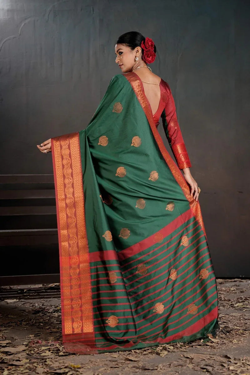 Soft Silk Chitt Pallue With Contrast Blouse Weaving Saree - EZBER
