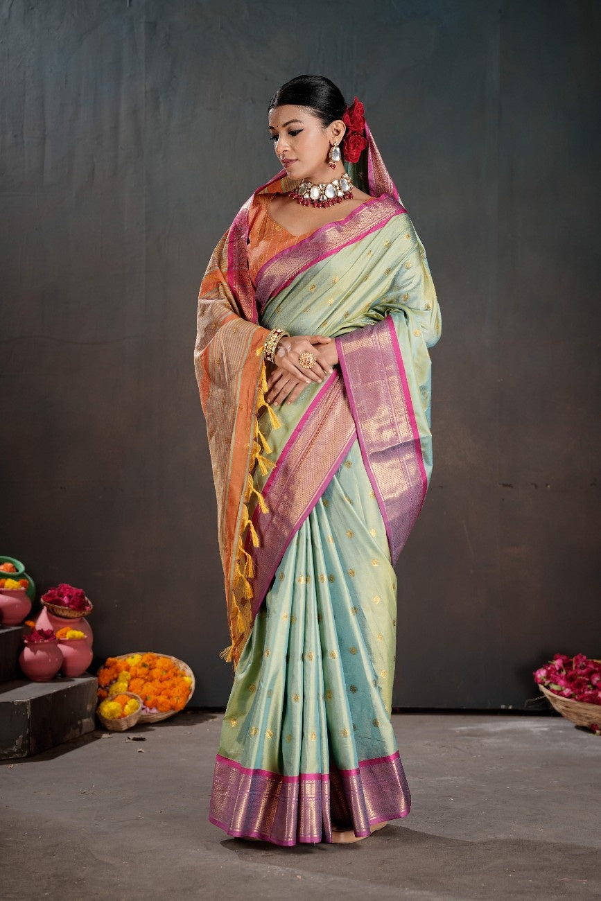 Soft Silk Chitt Pallue With Contrast Blouse Weaving Saree