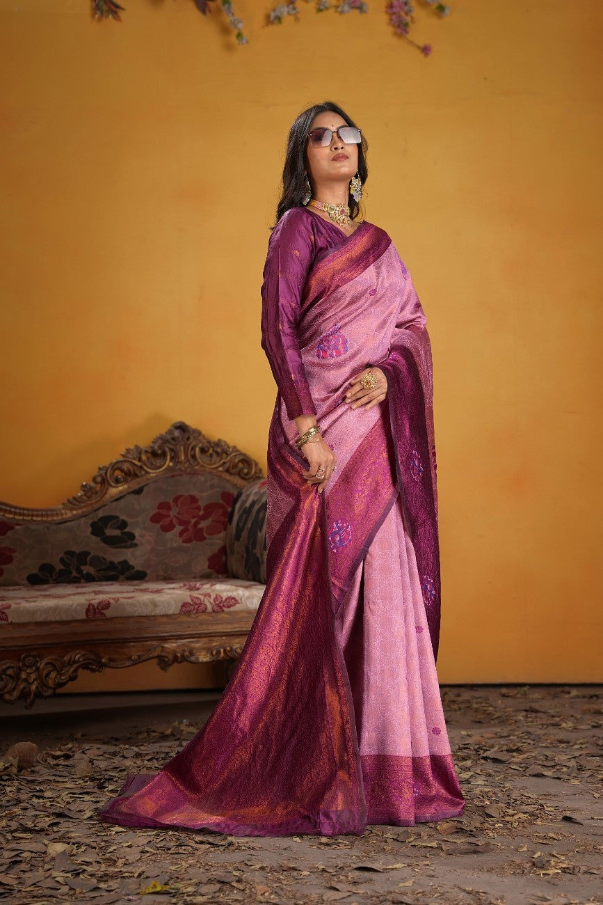 Kanjeevaram Silk Rich Pallue With Contrast Blouse Weaving Silk Saree