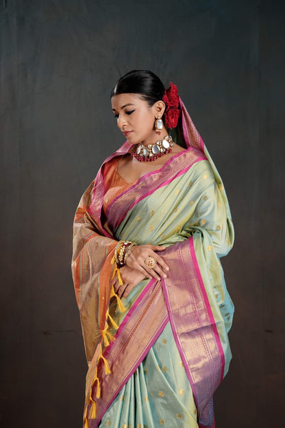 Soft Silk Chitt Pallue With Contrast Blouse Weaving Saree