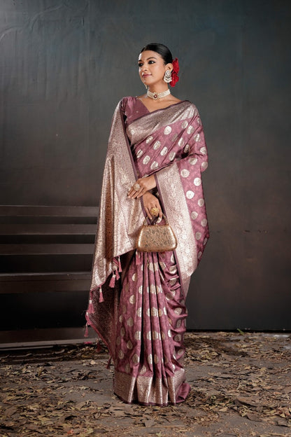 Soft Silk Chitt Pallue With Blouse Weaving Silk Saree