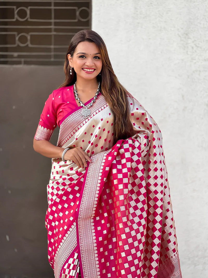 Red Silk Saree With Blouse Piece - EZBER