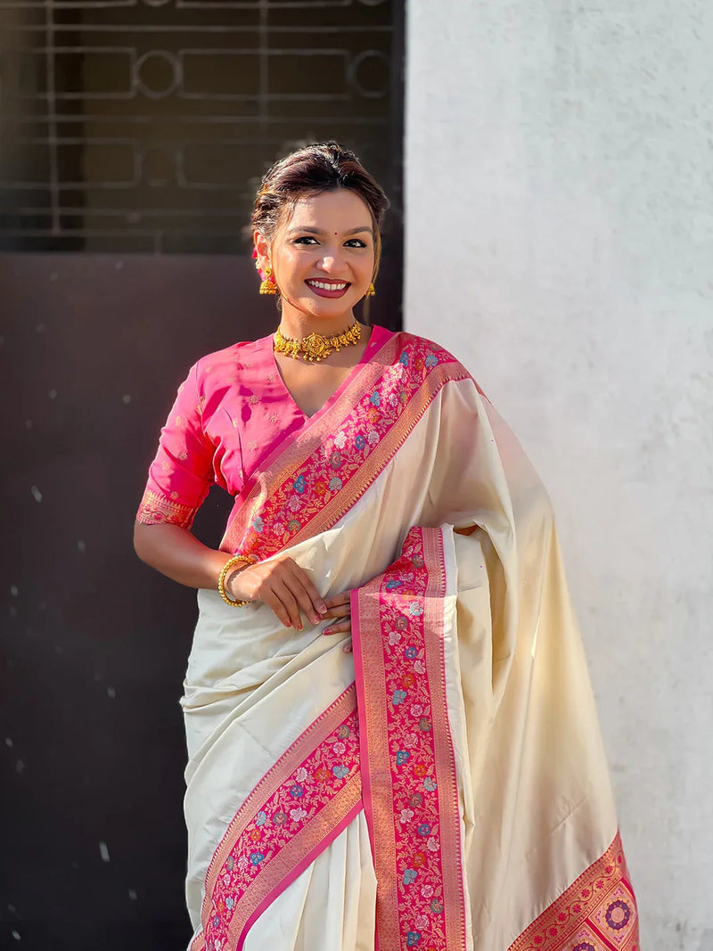 White Soft Silk Saree With Blouse Piece - EZBER