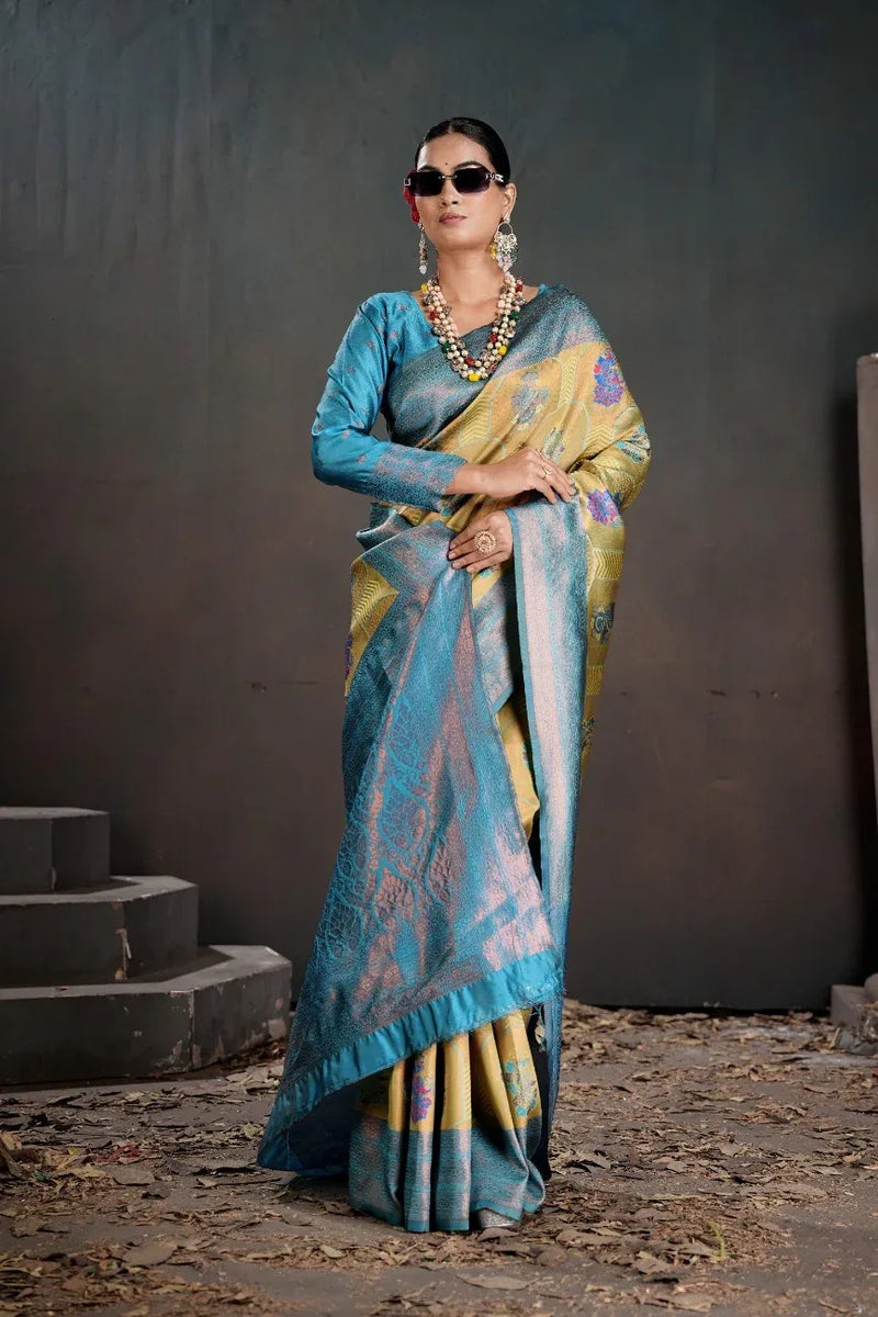 Kanjeevaram Silk Rich Pallue With Contrast Blouse Weaving Silk Saree - EZBER