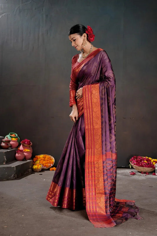 Soft Silk Chitt Pallue With Contrast Blouse Weaving Saree - EZBER