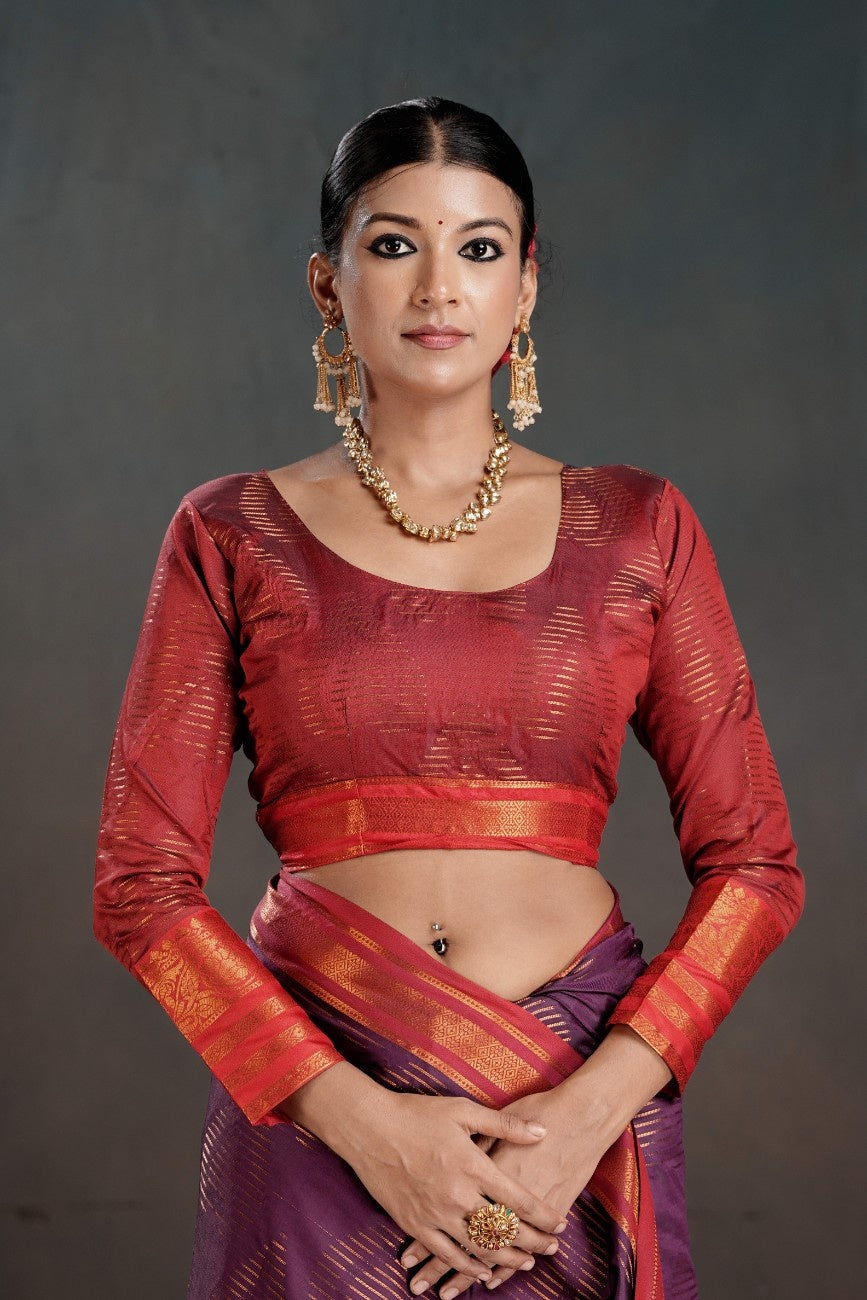 Soft Silk Chitt Pallue With Contrast Blouse Weaving Saree