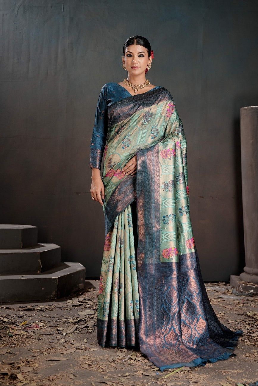 Kanjeevaram Silk Rich Pallue With Contrast Blouse Weaving Silk Saree