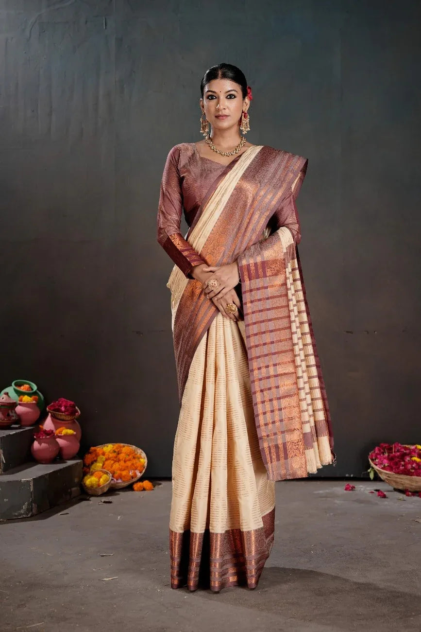 Soft Silk Chitt Pallue With Contrast Blouse Weaving Saree - EZBER