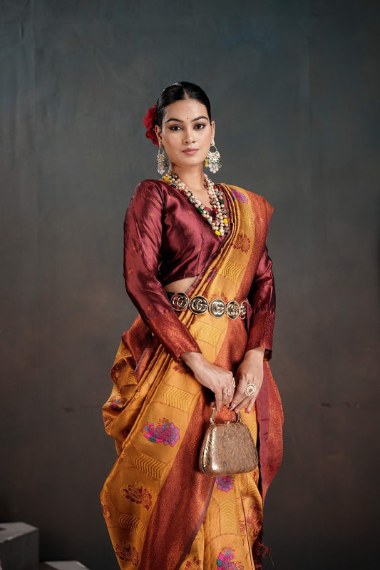 Kanjeevaram Silk Rich Pallue With Contrast Blouse Weaving Silk Saree