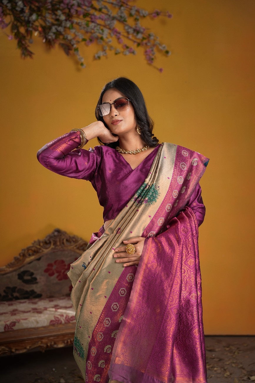 Kanjeevaram Silk Rich Pallue With Contrast Blouse Weaving Silk Saree