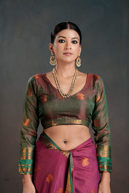 Soft Silk Chitt Pallue With Contrast Blouse Weaving Saree