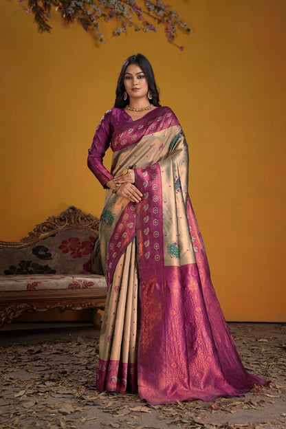 Kanjeevaram Silk Rich Pallue With Contrast Blouse Weaving Silk Saree