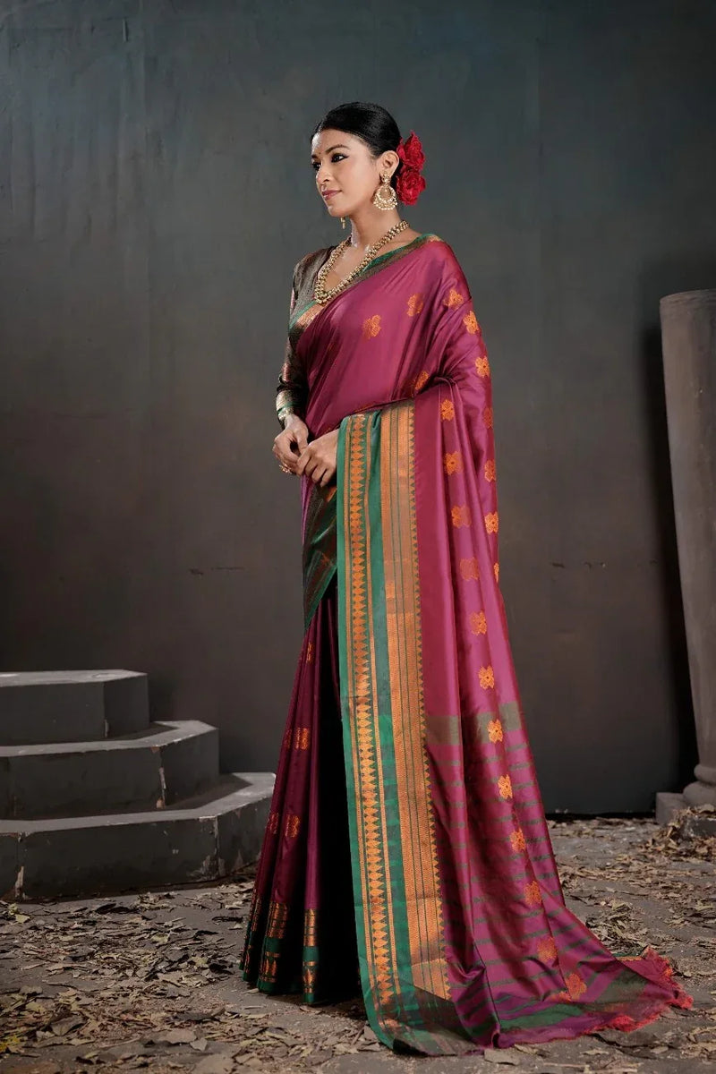 Soft Silk Chitt Pallue With Contrast Blouse Weaving Saree - EZBER