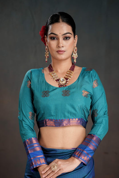 Soft Silk Chitt Pallue With Contrast Blouse Weaving Saree