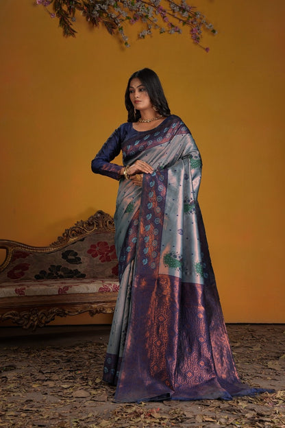 Kanjeevaram Silk Rich Pallue With Contrast Blouse Weaving Silk Saree