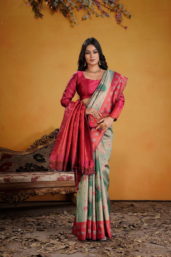 Kanjeevaram Silk Rich Pallue With Contrast Blouse Weaving Silk Saree