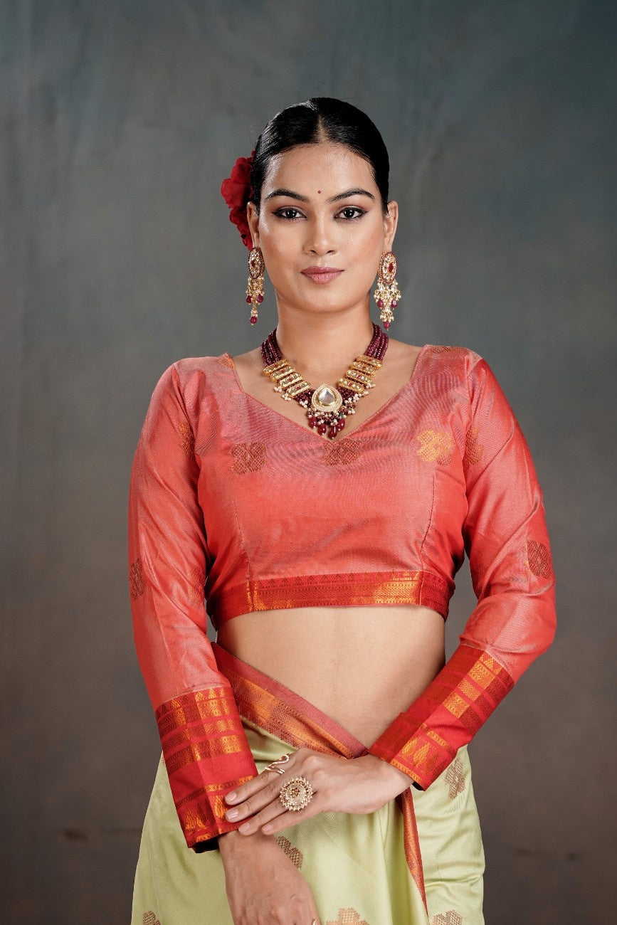 Soft Silk Chitt Pallue With Contrast Blouse Weaving Saree