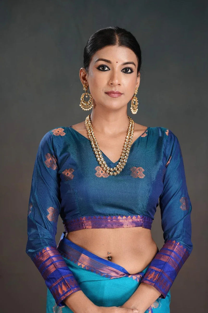 Soft Silk Chitt Pallue With Contrast Blouse Weaving Saree - EZBER