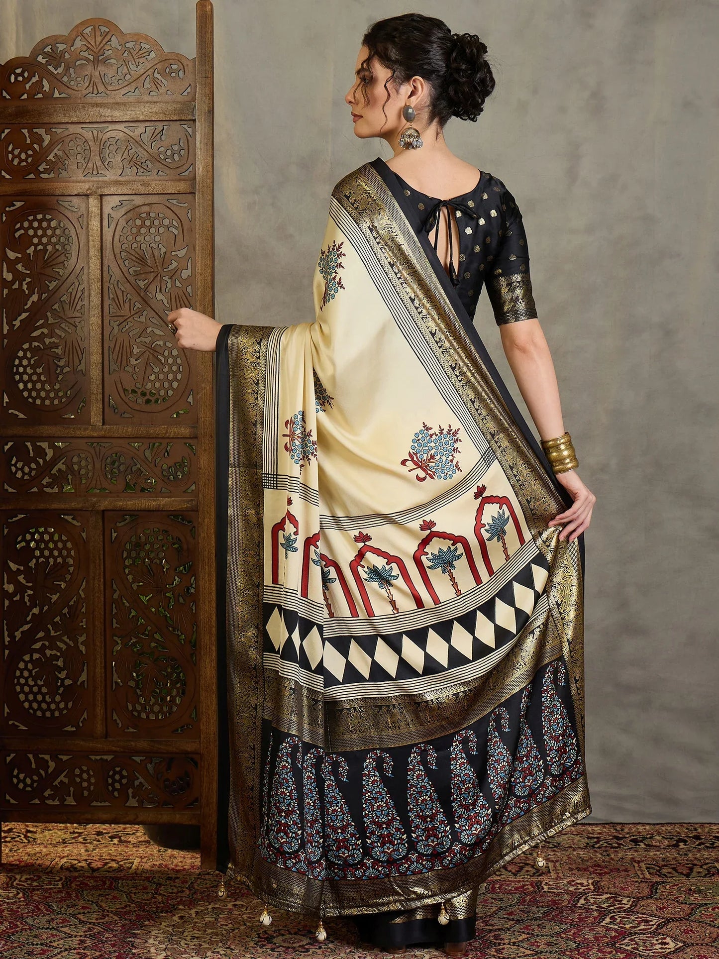 Cream Semi Modal Saree With Blouse Piece - EZBER