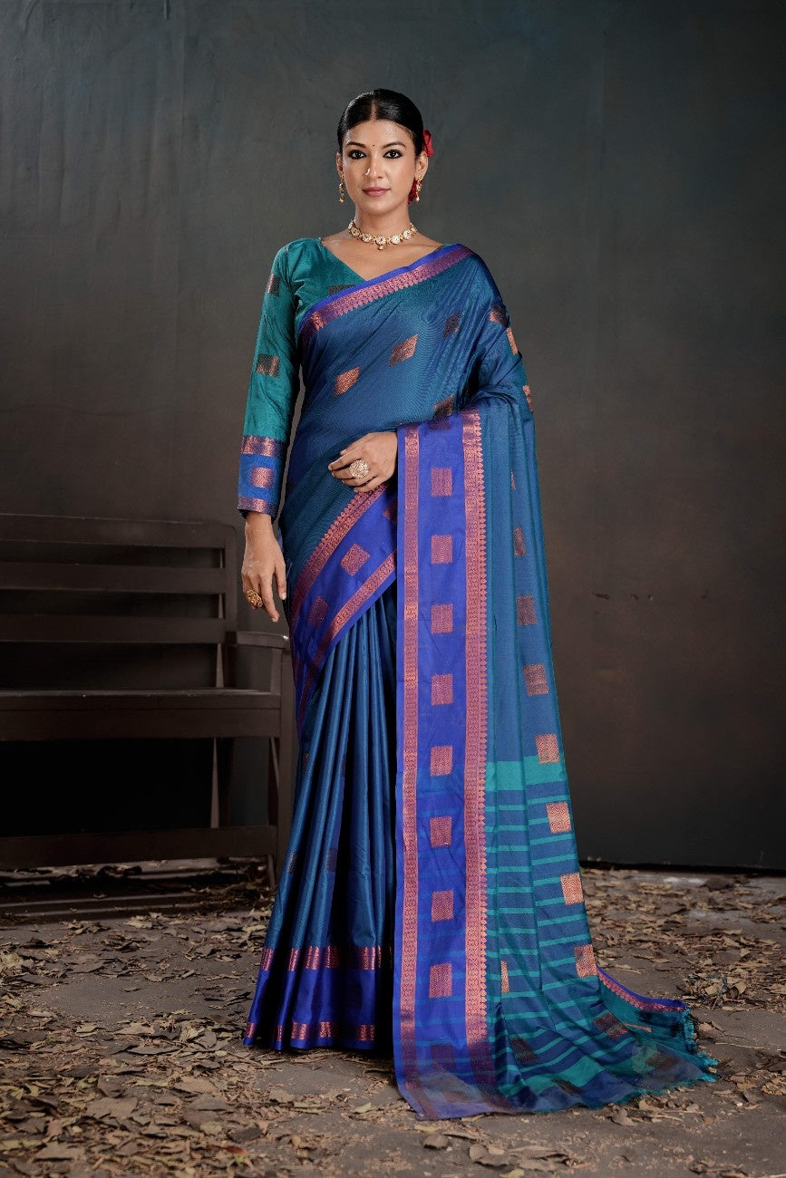 Soft Silk Chitt Pallue With Contrast Blouse Weaving Saree