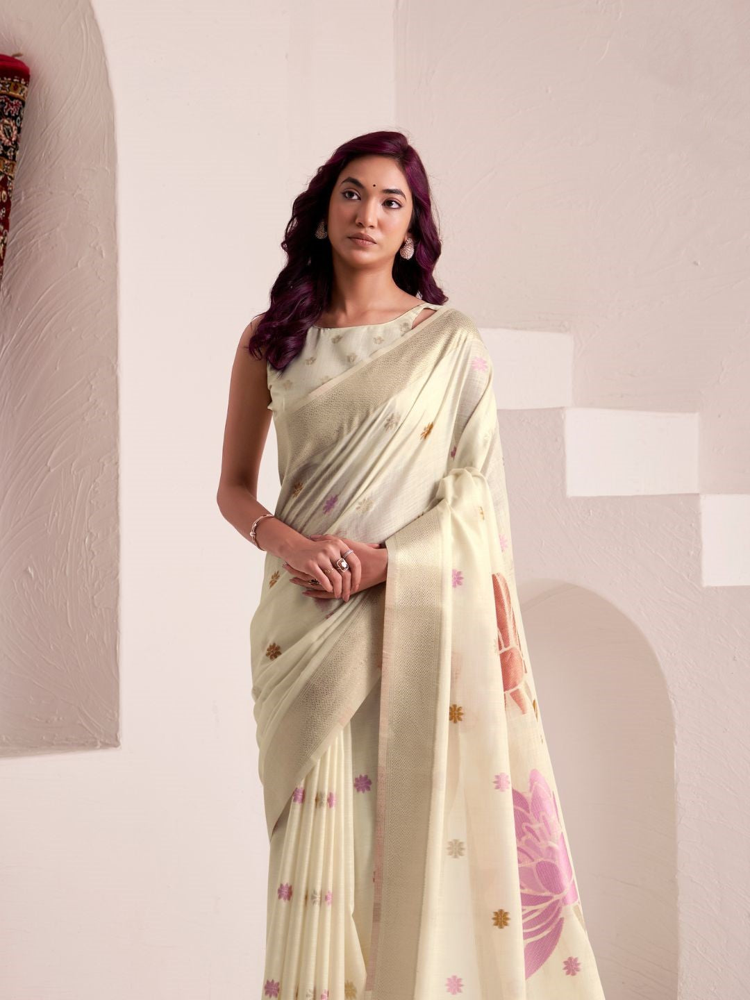 Soft Linen With Big Jaquard Pallu Handloom Saree