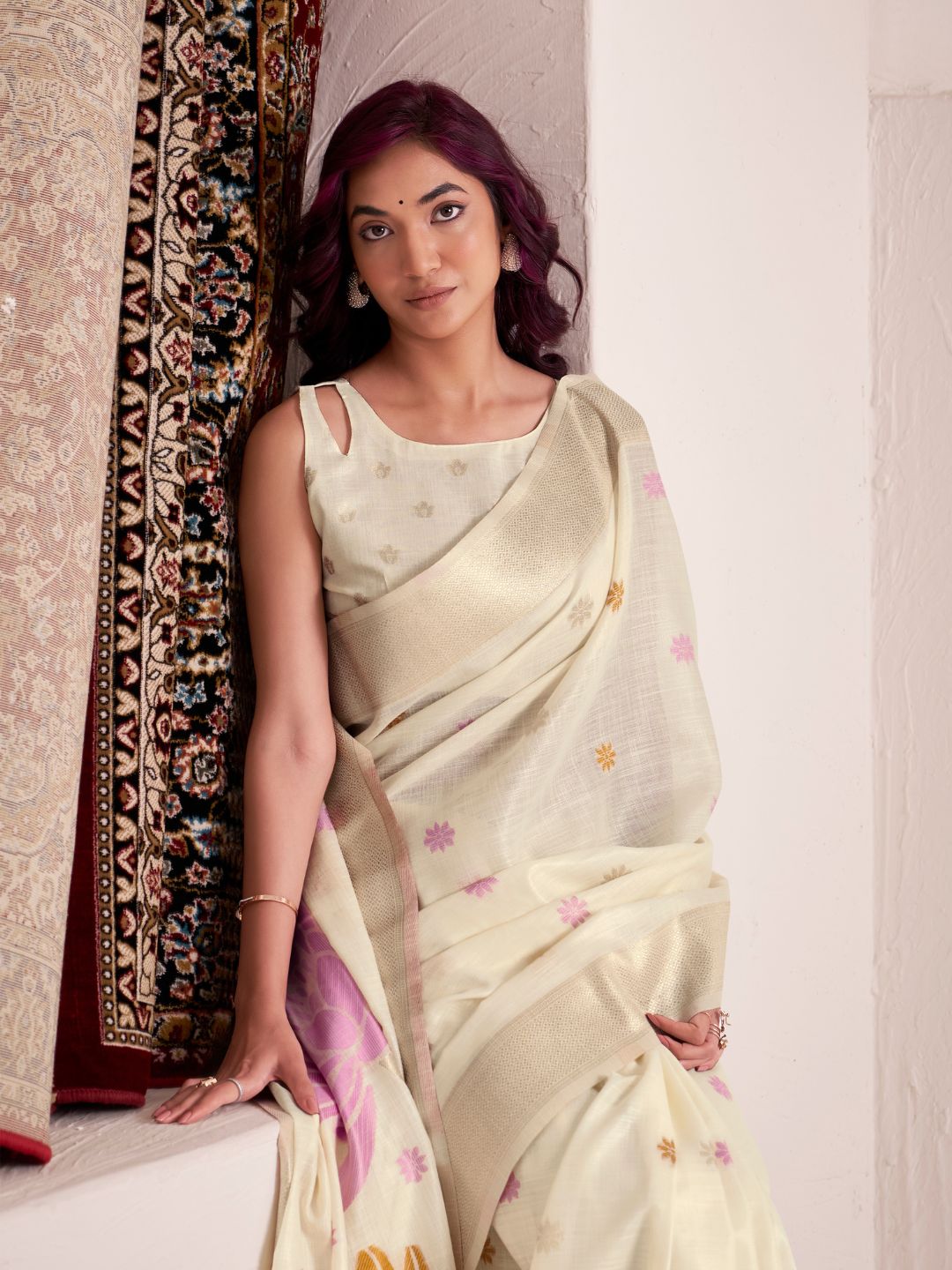 Soft Linen With Big Jaquard Pallu Handloom Saree