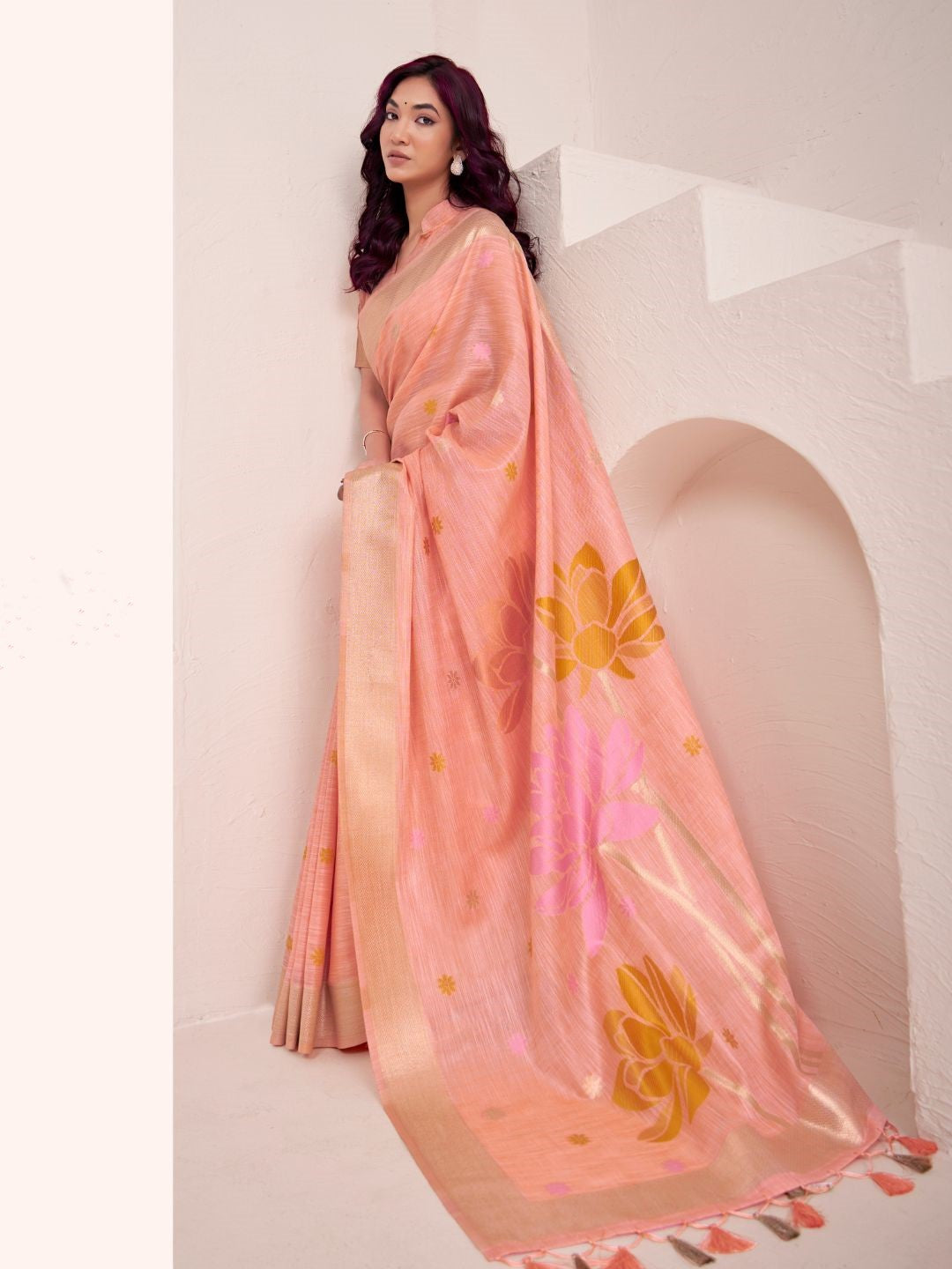 Soft Linen With Big Jaquard Pallu Handloom Saree