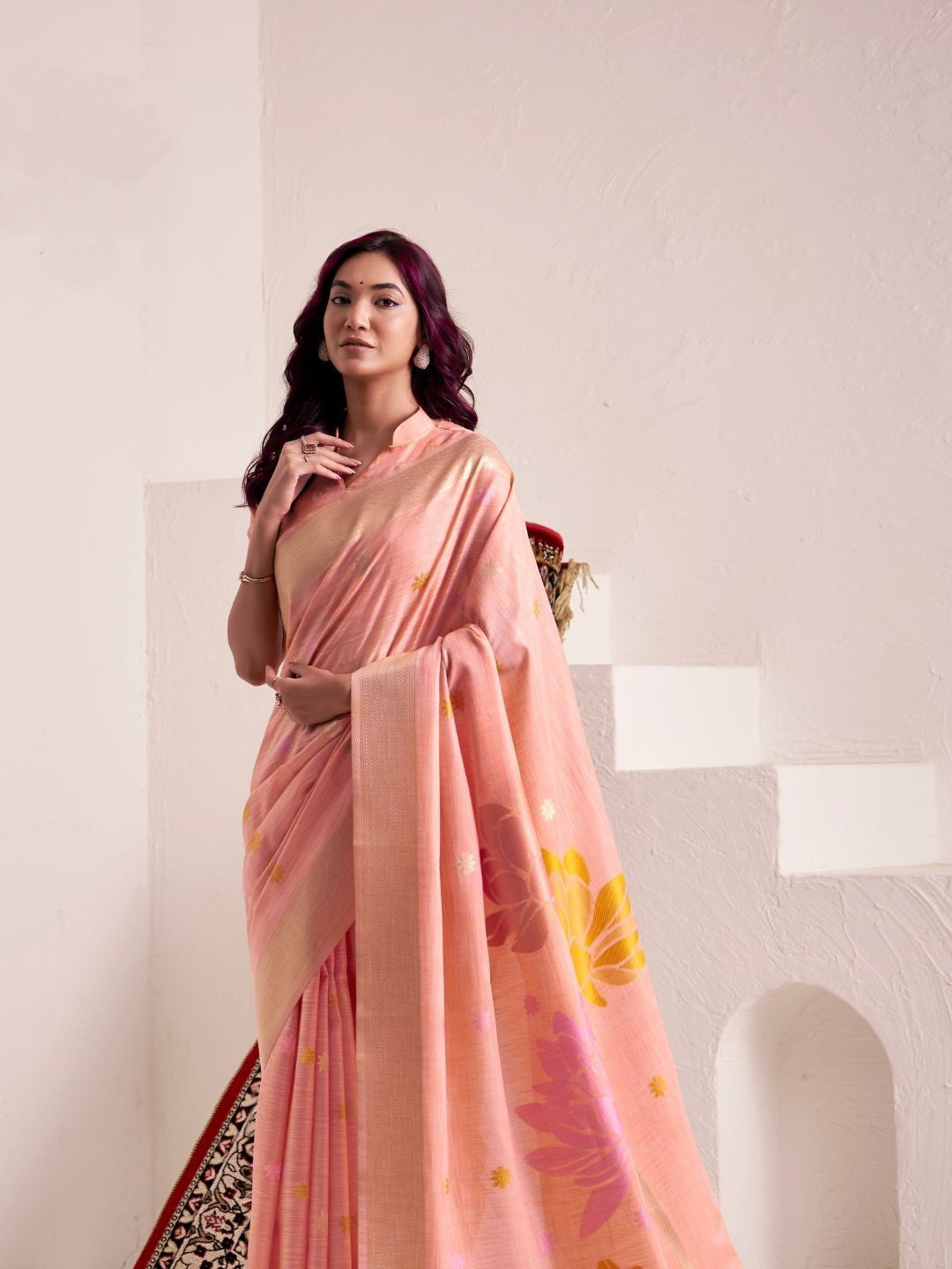 Soft Linen With Big Jaquard Pallu Handloom Saree
