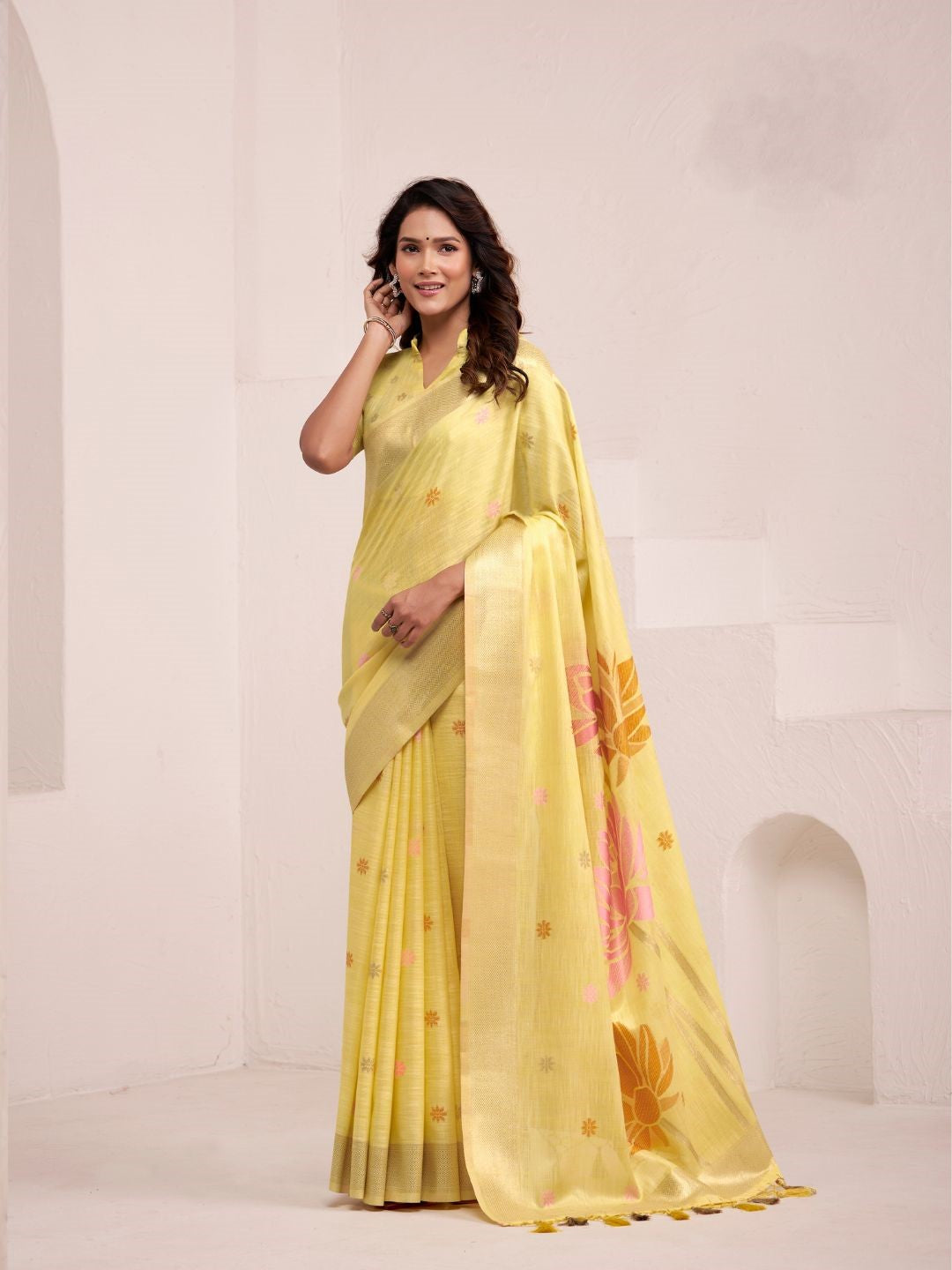 Soft Linen With Big Jaquard Pallu Handloom Saree