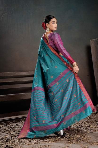 Soft Silk Chitt Pallue With Contrast Blouse Weaving Saree