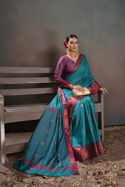 Soft Silk Chitt Pallue With Contrast Blouse Weaving Saree