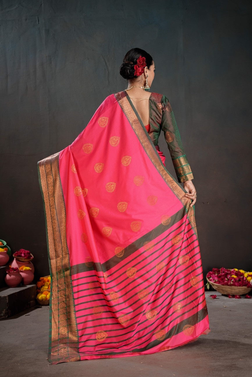Soft Silk Chitt Pallue With Contrast Blouse Weaving Saree