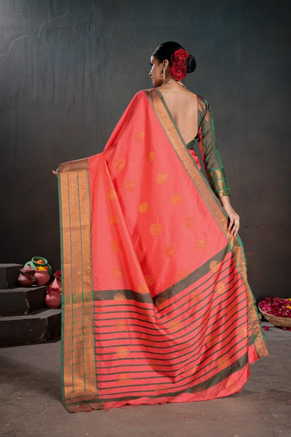 Soft Silk Chitt Pallue With Contrast Blouse Weaving Saree