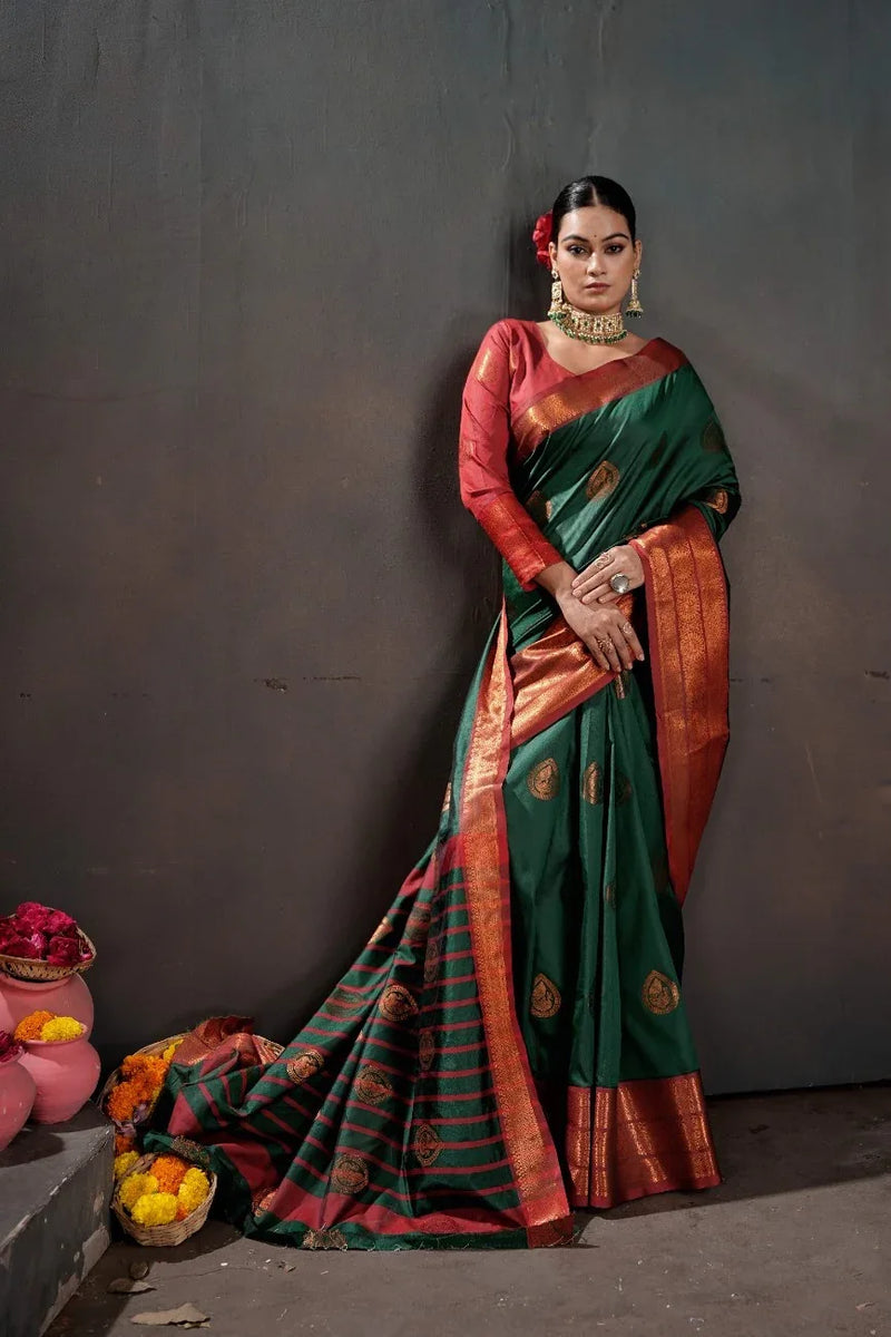 Soft Silk Chitt Pallue With Contrast Blouse Weaving Saree - EZBER
