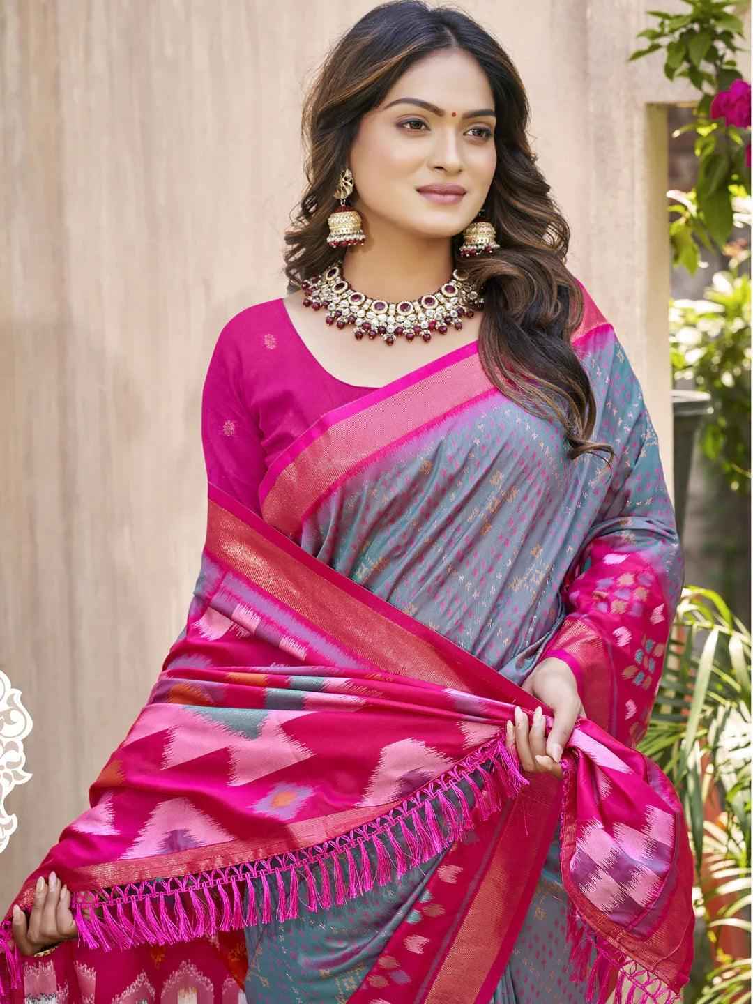 Grey Silk Brocade Saree | EZB SI04 ASPOC3006
