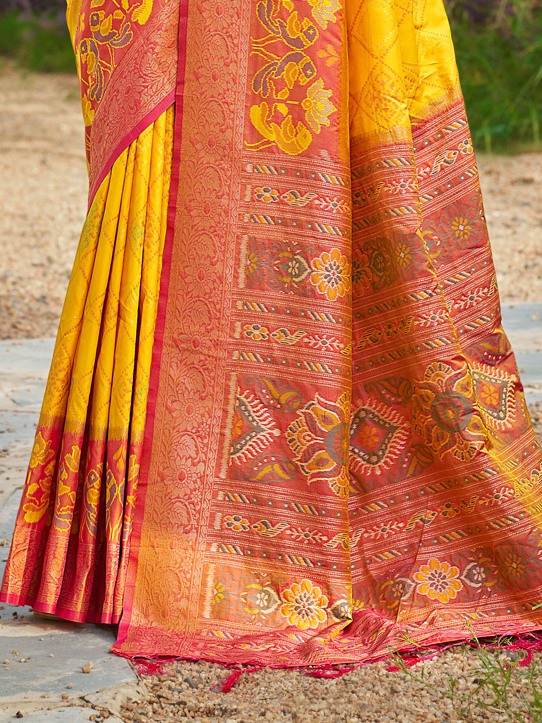 Yellow Saree Pochampalli Silk  with Blouse