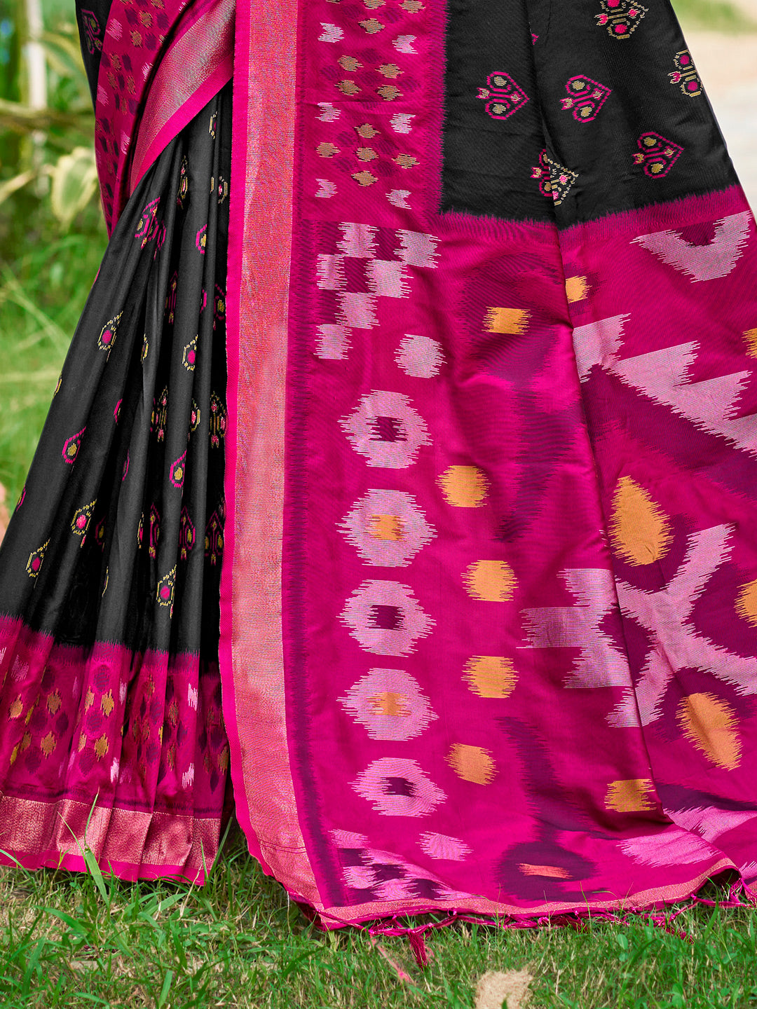 Black Saree Pochampalli Silk  with Blouse