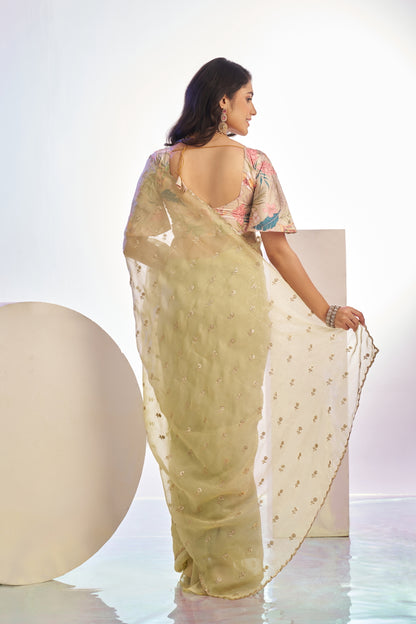 Crunchi Embroidered Work Saree With Printed Blouse Piece